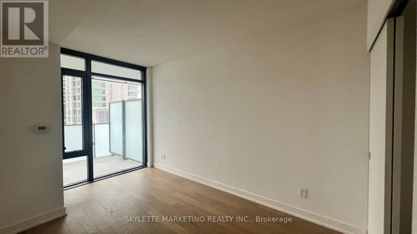 617 - 25 Richmond Street E — photo 13 of 40