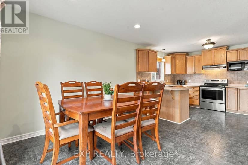 99 Stiefelmeyer Crescent — photo 10 of 40