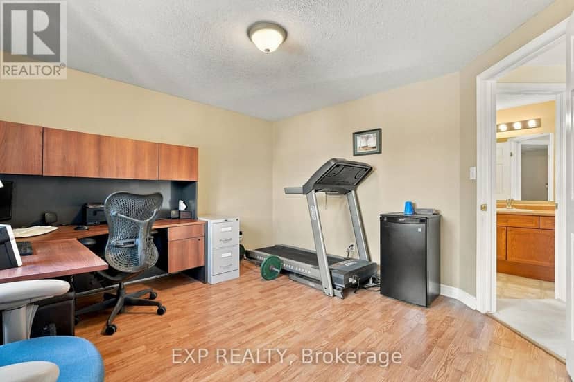 99 Stiefelmeyer Crescent — photo 20 of 40