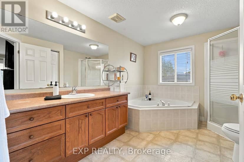 99 Stiefelmeyer Crescent — photo 23 of 40