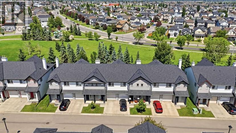 124 Everridge Gardens SW, Calgary, photo 2