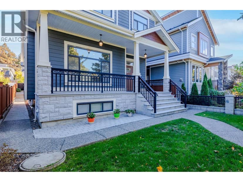 5506 College Street, Vancouver, photo 2