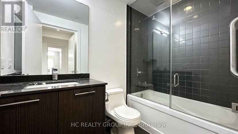 641 - 9471 Yonge Street — photo 15 of 16