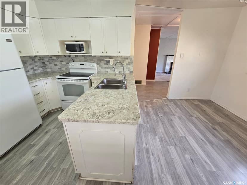 51 Sibbald Crescent — photo 18 of 40