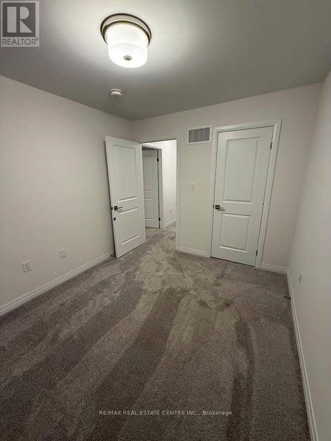 79 - 660 Colborne Street W — photo 14 of 25