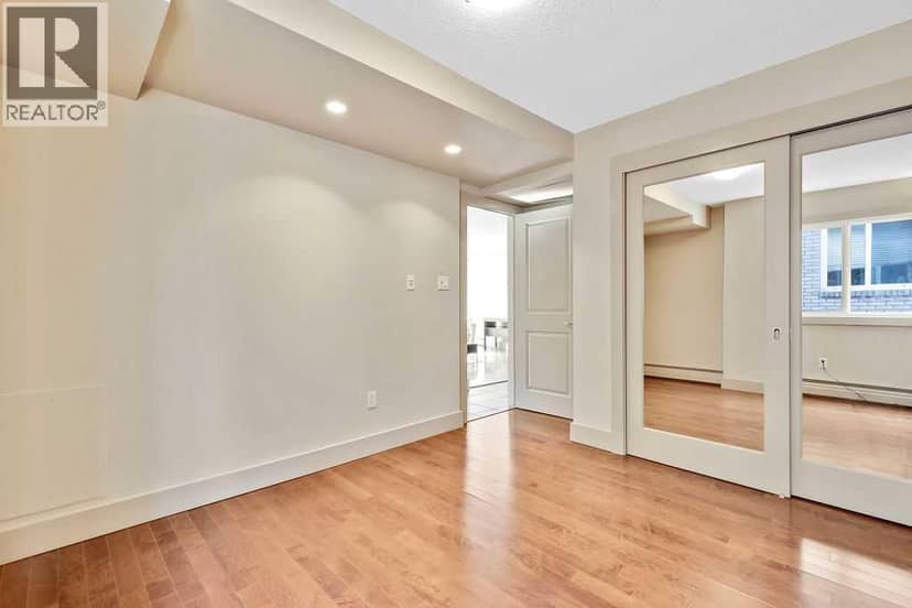 302, 1534 15 Avenue SW — photo 15 of 33