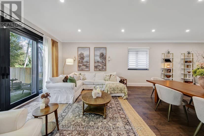 1017 Lorne Park Road — photo 13 of 40