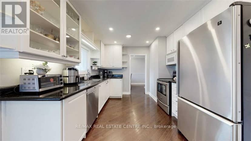 259 Simcoe Road — photo 6 of 36