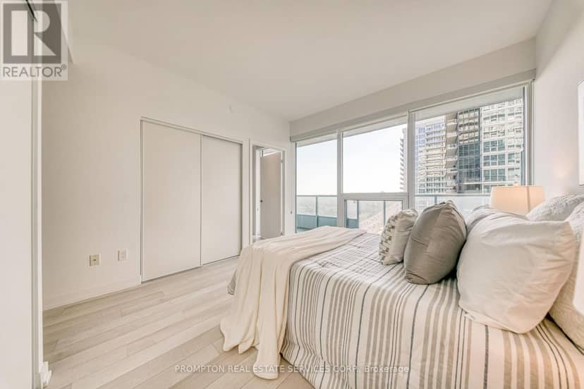 2511 - 115 McMahon Drive — photo 16 of 39