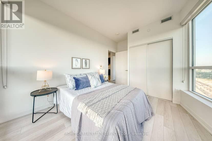 2511 - 115 McMahon Drive — photo 19 of 39