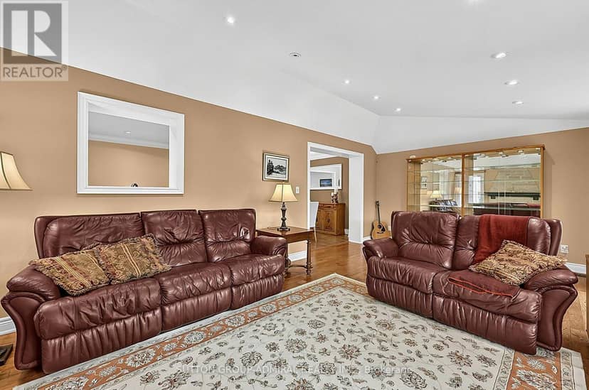 20 Goodfellow Crescent — photo 17 of 40