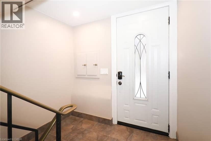 207 SHELDON Avenue N, Kitchener, photo 5