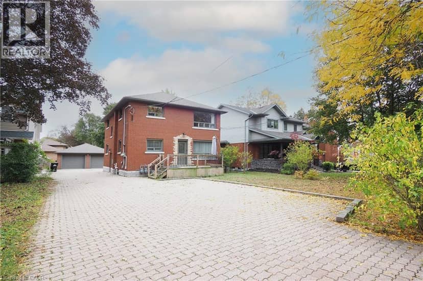 207 SHELDON Avenue N, Kitchener, photo 2