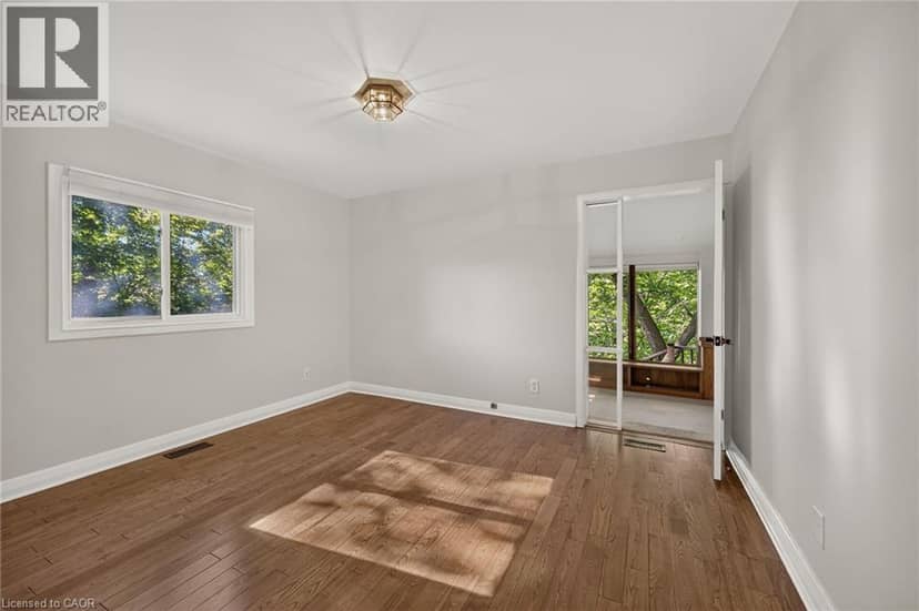 2 HELEN Street — photo 20 of 40