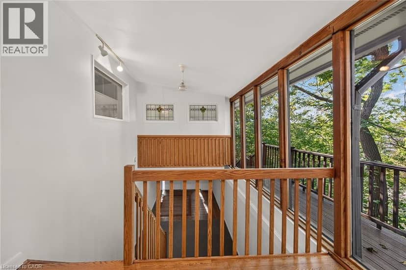 2 HELEN Street — photo 31 of 40