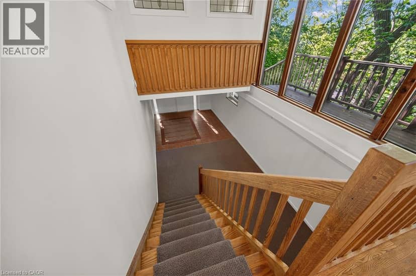 2 HELEN Street — photo 32 of 40