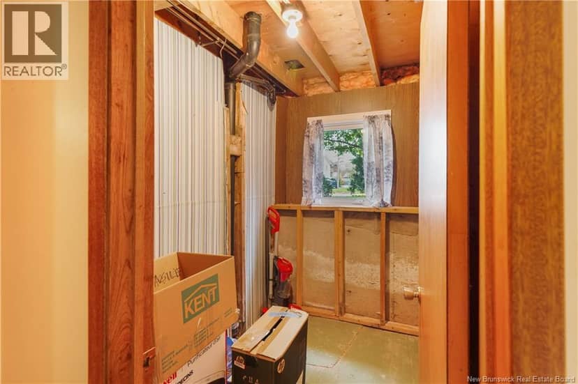 27 Brewster Street — photo 30 of 40