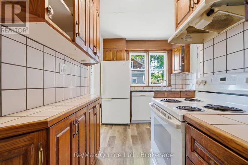 8 Dunbar Street — photo 19 of 37