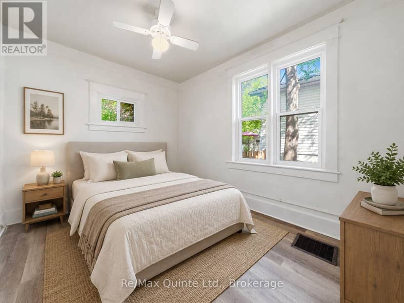 8 Dunbar Street — photo 24 of 37