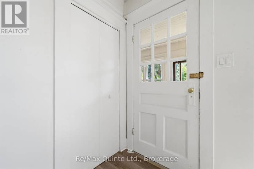 8 Dunbar Street, Belleville, photo 8