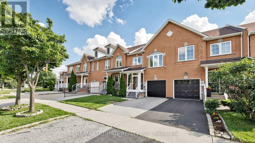 131 Foxchase Avenue, Vaughan
