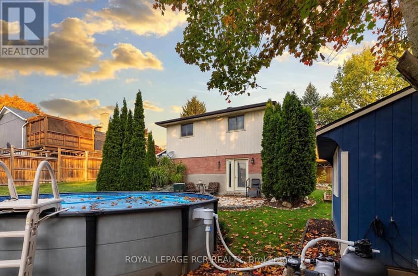 56 Wilson Crescent — photo 34 of 40