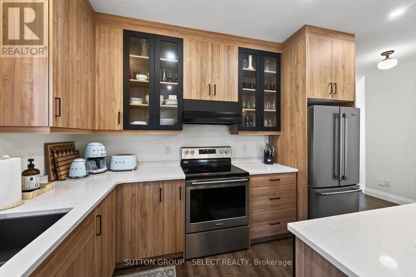 99 Lanz Boulevard — photo 14 of 35