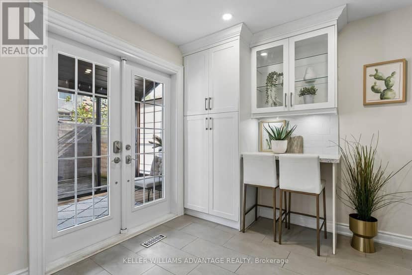 33 Sandstone Lane — photo 18 of 40