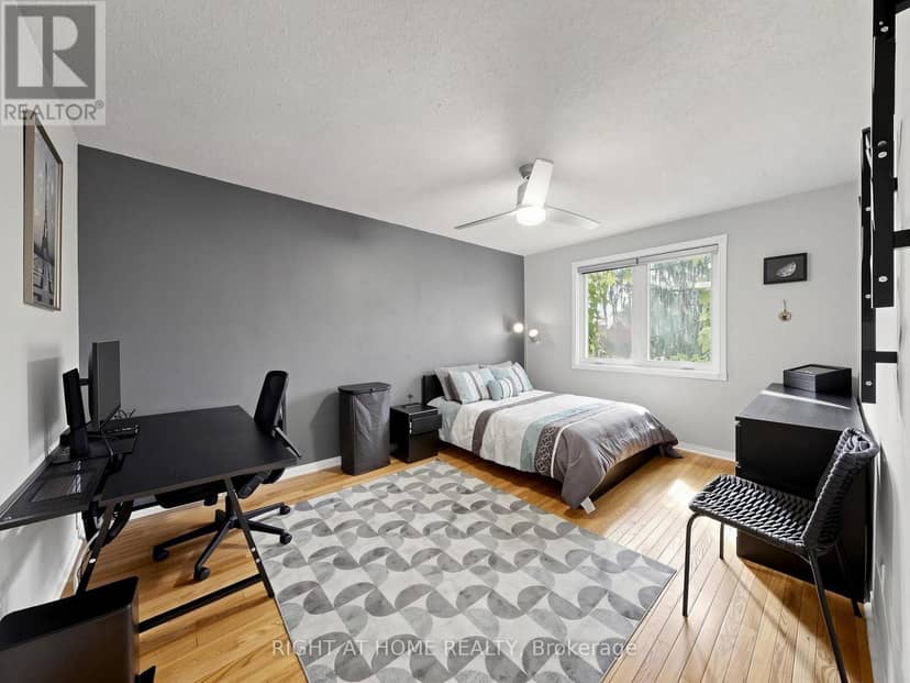 43 Topham Crescent — photo 32 of 40