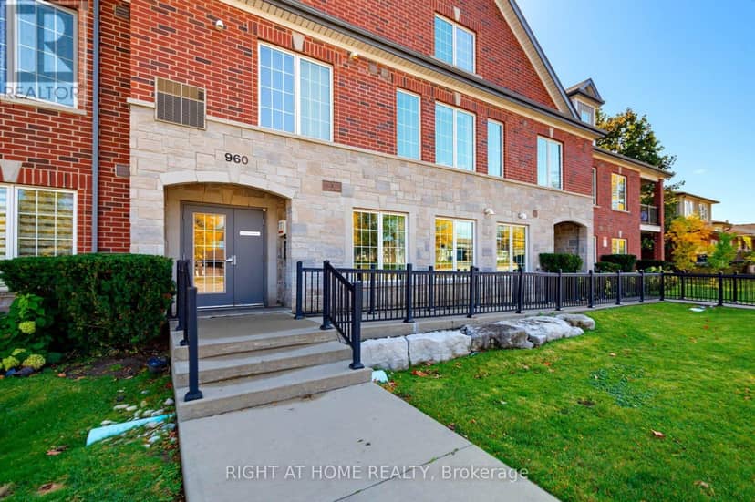 960 Bloor Street, Mississauga, photo 2