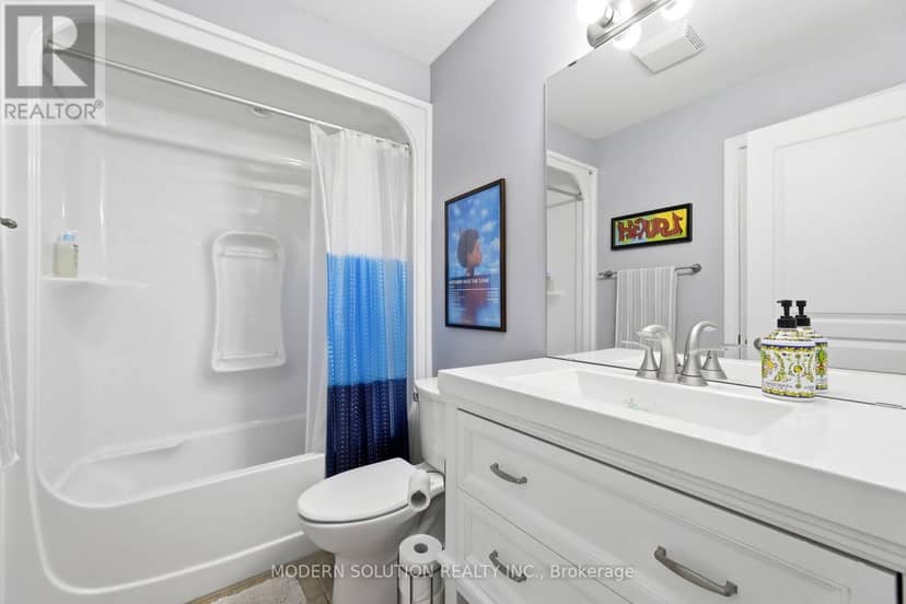 897 Bradshaw Crescent — photo 19 of 40