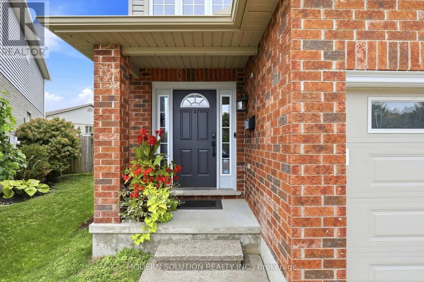 897 Bradshaw Crescent, London North, photo 2