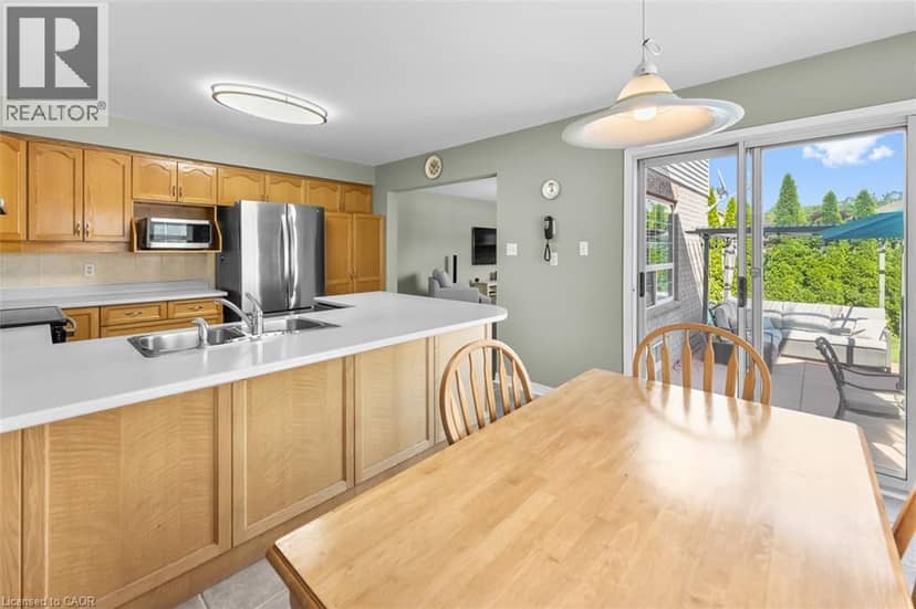 57 GOODMAN Crescent — photo 27 of 40