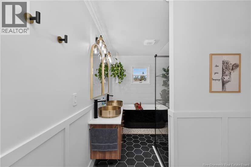 15 Ida Road — photo 16 of 40