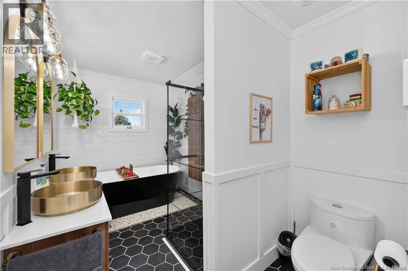 15 Ida Road — photo 17 of 40