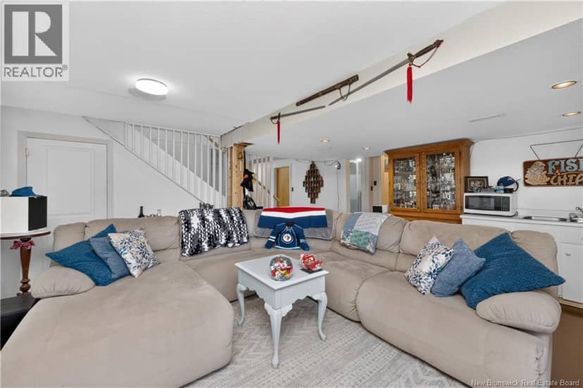 15 Ida Road — photo 29 of 40