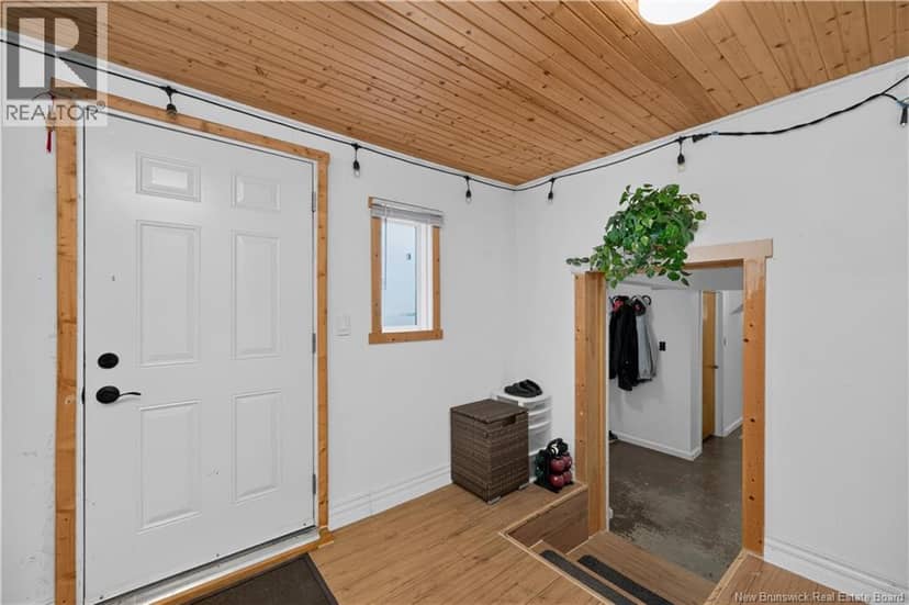 15 Ida Road — photo 40 of 40