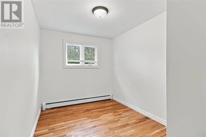 63 Reid Street — photo 12 of 34