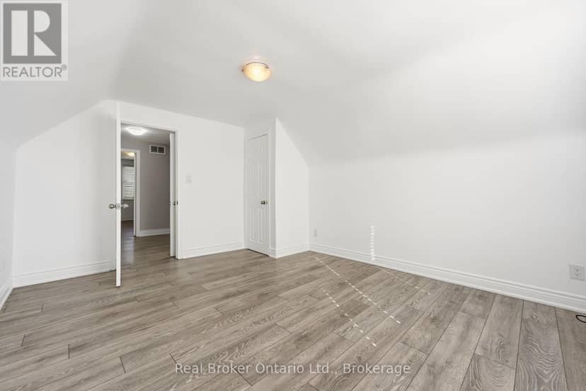 178 East 15th Street — photo 18 of 40