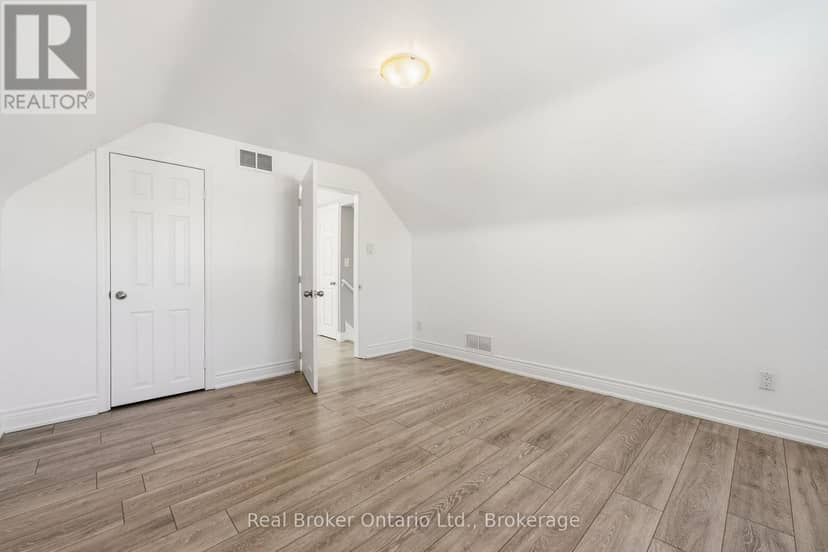 178 East 15th Street — photo 21 of 40