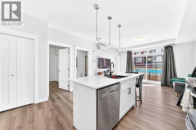 110, 25 Walgrove Walk SE — photo 12 of 40