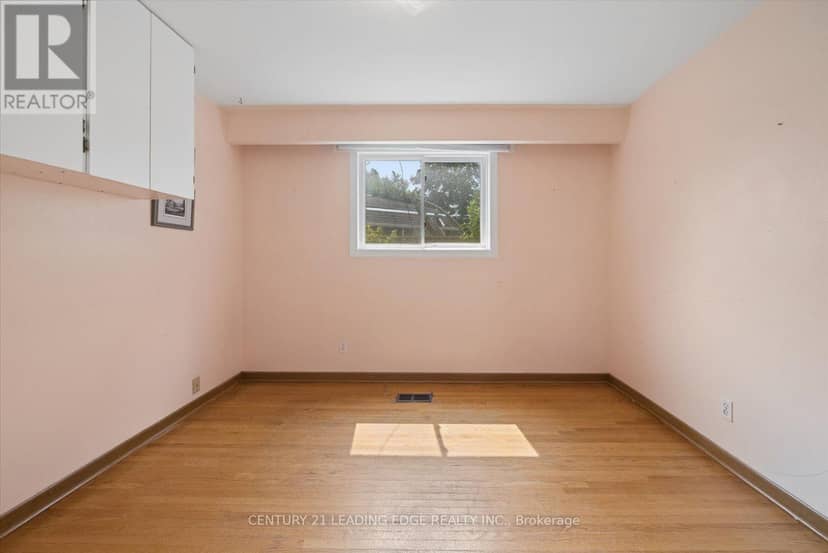6 Thomas Kinnear Court — photo 37 of 40