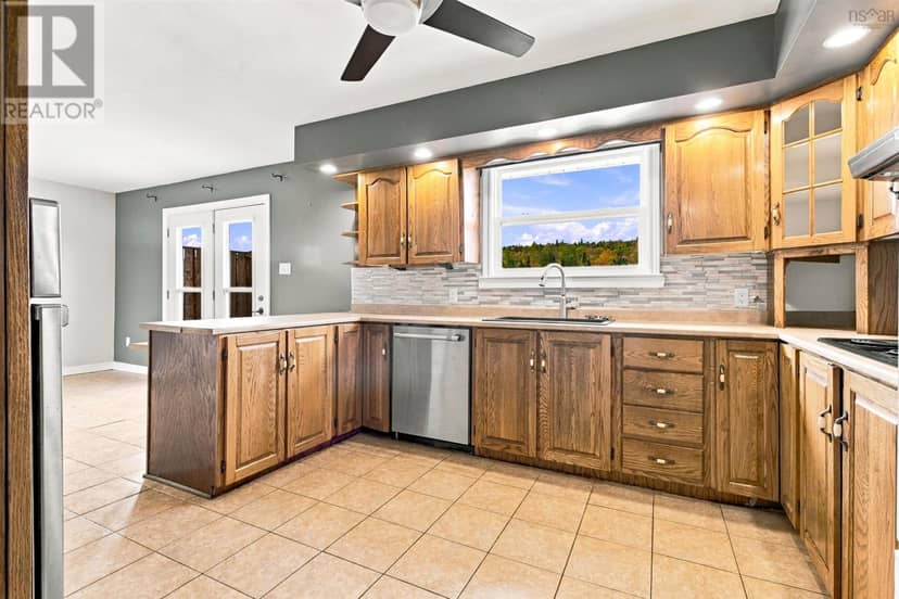 853 Herring Cove Road, Herring Cove, photo 8