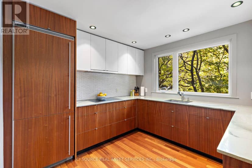 10 Red Oaks Crescent, Toronto, photo 6