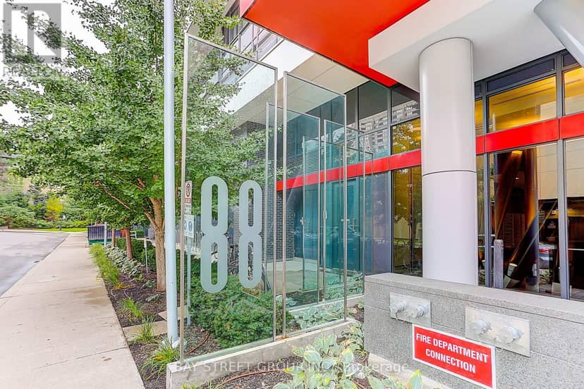 308 - 88 Sheppard Avenue E, Toronto, photo 2
