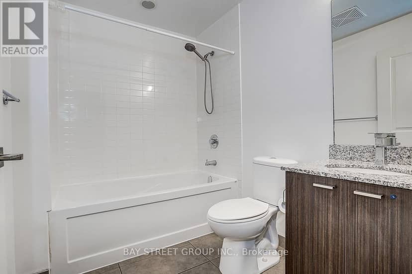 308 - 88 Sheppard Avenue E — photo 24 of 33