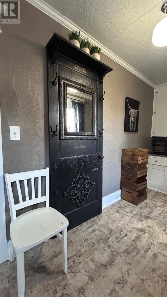 21 Riverview Road — photo 3 of 23