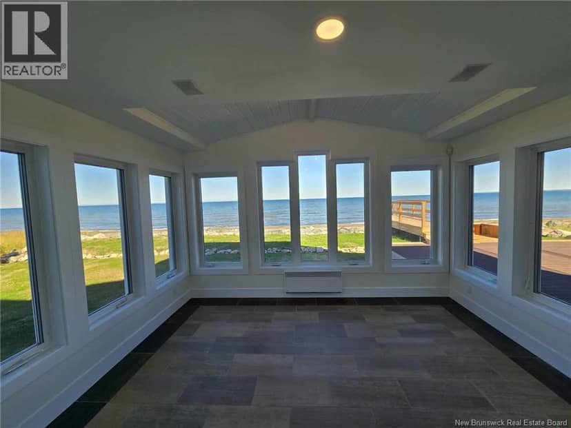 2156 Queen Elizabeth Drive — photo 22 of 40