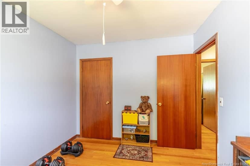 577 Maple Street — photo 17 of 40