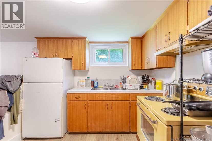 577 Maple Street — photo 26 of 40
